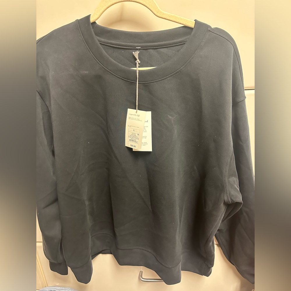 NWT - A New Day sandwashed sweatshirt in black - size L